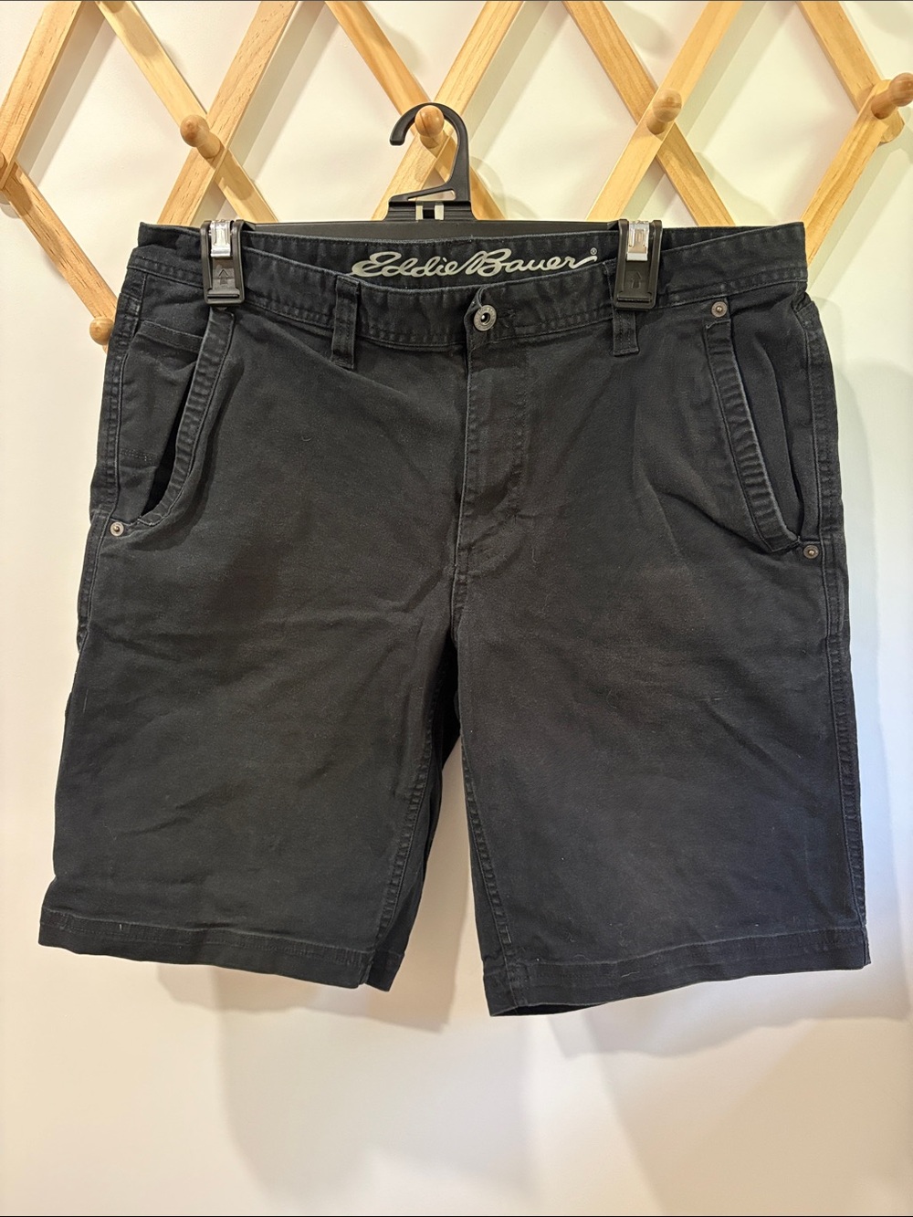 Eddie Bauer  short 34